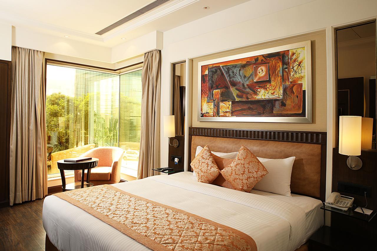 Inde Hotel Signature Tower 구르가온 외부 사진